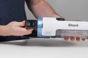 Shark Cordless Pro Review: All Tests & Analysis